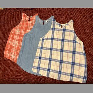 OLD NAVY Relaxed Sleeveless Keyhole Tops (Set of 3) in Plaid Colors - Size S